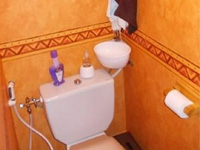 WiCi Mini, kleines Handwaschbecken für WC - Frau D (Frankreich - 44) - 2 auf 2